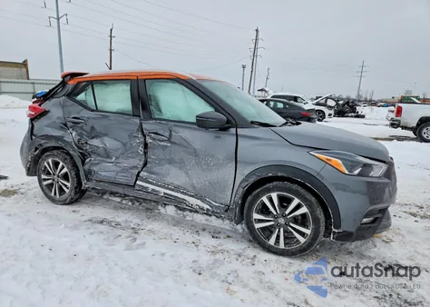 2018 Nissan Kicks S from USA, damaged, VIN 3N1CP5CUXJL544338